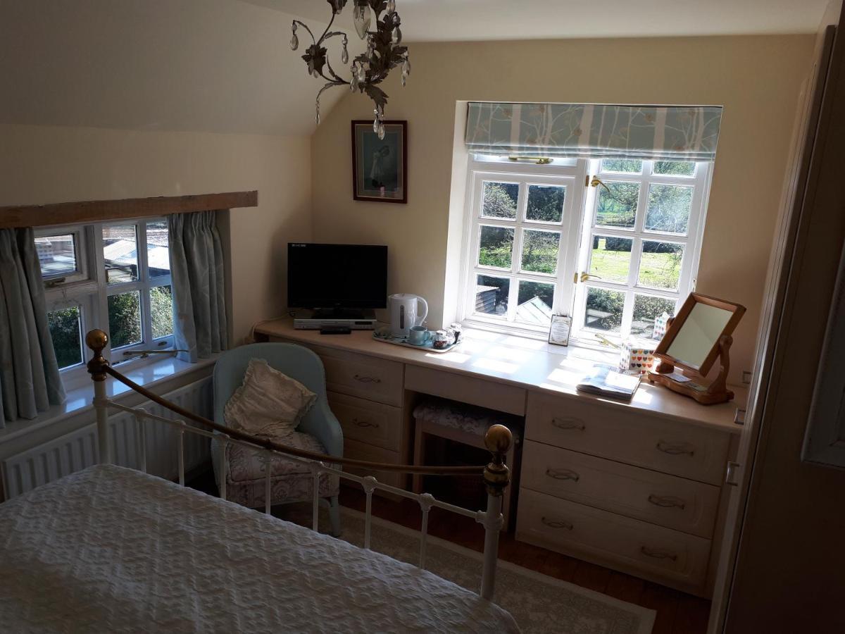 Court Barn Cottage B&B Burwash Экстерьер фото